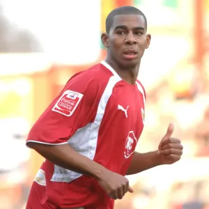 Marvin Elliott Print - Bristol City FC Match Action Photo