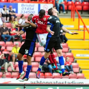 Marvin Elliott in Action: Bristol City vs Portsmouth, Championship Match at Ashton Gate Stadium (2008-2011)