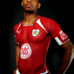 Marvin Elliott: A Beacon of Determination - Portrait from Bristol City Football Club's 08-09 Season