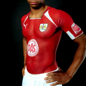 Marvin Elliott: A Beacon of Determination - Portraits 08-09, Bristol City Football Club