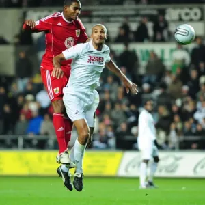Marvin Elliott Claims Aerial Victory: Swansea City vs. Bristol City, Championship 2010
