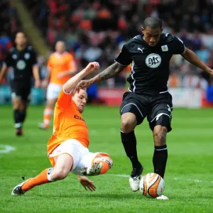 Marvin Elliott vs. David Vaughan: Intense Championship Clash at Bloomfield Road - Blackpool v Bristol City (02/05/2010)