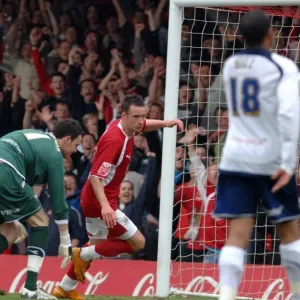 Michael McIndoe en Acción por la Ciudad de Bristol contra Preston North End