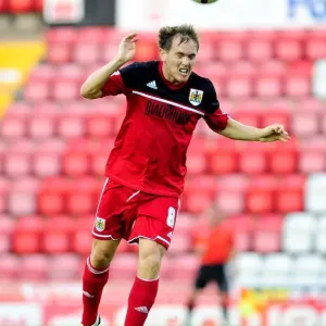 Neil Kilkenny Scores: Thrilling Moment as Bristol City U21s Take on Brentford U21s at Ashton Gate, September 4, 2012 Neil Kilkenny Scores: Thrilling Moment as Bristol City U21s Take on Brentford U21s at Ashton Gate, September 4, 2012