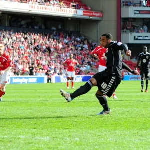 Nicky Maynard Scores Penalty: Barnsley vs. Bristol City (Championship, 09/04/2011) Nicky Maynard Scores Penalty: Barnsley vs. Bristol City (Championship, 09/04/2011)