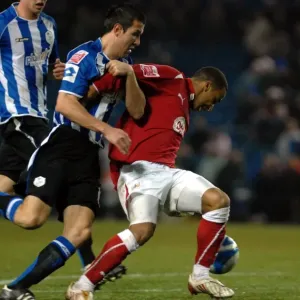 Nicky Maynard vs. Richard Wood: Intense Moment from Sheffield Wednesday vs. Bristol City
