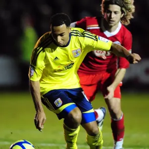 Nicky Maynard's Late Chance: FA Cup Clash Between Crawley Town and Bristol City (07/01/2012)