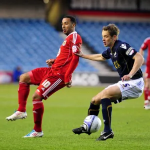 Season 10-11 Photographic Print Collection: Millwall v Bristol City