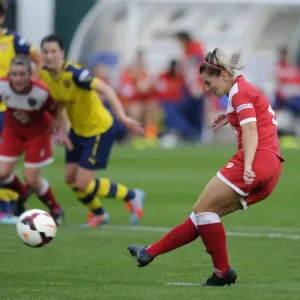 Nikki Watts Scores Penalty for Bristol City FC Against Arsenal Ladies, FA Womens Super League (2014)