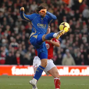 Niko Kranjcar flicks the ball over Bradley