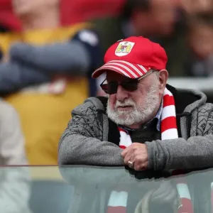 Passionate Bristol City Fans Pack Ashton Gate for Sky Bet Championship Showdown against Queens Park Rangers (14/04/2017)