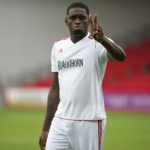 Peace Gesture by Jay-Emmanuel Thomas: Bournemouth vs. Bristol City Friendly (2013)