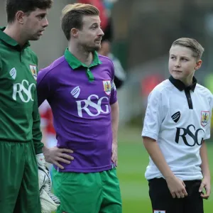 The Rivalry Reignites: Bristol City at Swindon Town's County Ground, November 2014 - Football Match