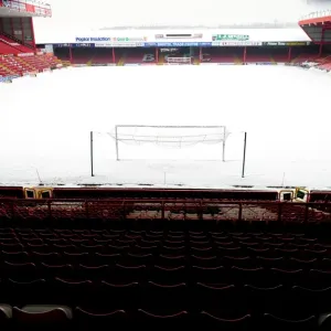 The Roar of Pride and Passion: A Glance into the Heart of Bristol City Football Club at Ashton Gate The Roar of Pride and Passion: A Glance into the Heart of Bristol City Football Club at Ashton Gate