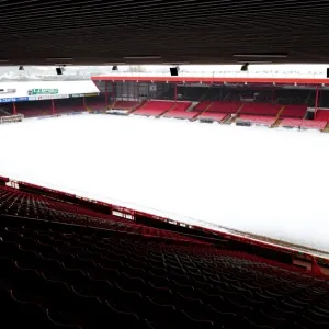 The Roar of Pride and Passion: A Peek into Bristol City Football Club's Home at Ashton Gate The Roar of Pride and Passion: A Peek into Bristol City Football Club's Home at Ashton Gate