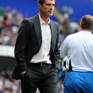 Roy Keane Faces Off Against Bristol City Print