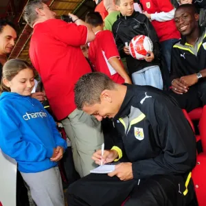 Behind the Scenes: 09-10 Bristol City FC First Team Open Day at the Training Ground
