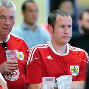 Behind the Scenes: Bristol City First Team Training at Open Day - Season 10-11 Behind the Scenes: Bristol City First Team Training at Open Day - Season 10-11