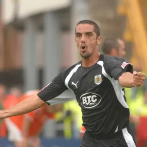 Scott Murray in Action: Blackpool vs. Bristol City