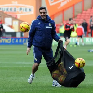 Scott Murray at Work: Bristol City Kit Manager during Sheffield United vs. Bristol City, Sky Bet League One (2014) Scott Murray at Work: Bristol City Kit Manager during Sheffield United vs. Bristol City, Sky Bet League One (2014)