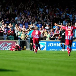 Scunthorpe United's Gary Hooper and Teammates Celebrate Goal Against Bristol City - Championship Match, 17th April 2010 Scunthorpe United's Gary Hooper and Teammates Celebrate Goal Against Bristol City - Championship Match, 17th April 2010