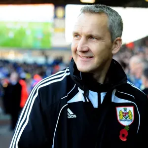 Season 10-11 Showdown: Leeds United vs. Bristol City - A Clash of Champions Season 10-11 Showdown: Leeds United vs. Bristol City - A Clash of Champions