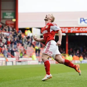 Simon Gillett's Thrilling Winning Goal for Bristol City Against Gillingham, Sky Bet League One (2014)