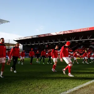 Sky Bet Championship Showdown: Pre-Match Warm-Up at Ashton Gate - Bristol City vs Birmingham City (January 2016)