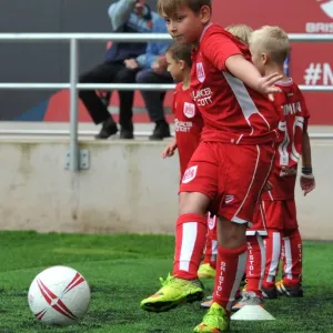 Sky Bet Championship Showdown: Bristol City vs Newcastle United at Ashton Gate (August 2016)