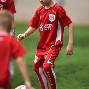 Sky Bet Championship Showdown: Bristol City vs Newcastle United at Ashton Gate (August 2016)