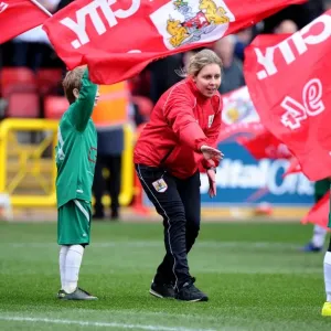 Sky Bet League One Showdown: Bristol City vs Gillingham, March 14, 2015 - Football Rivalry at Ashton Gate