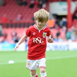Sky Bet League One Showdown: Bristol City vs Walsall at Ashton Gate Stadium
