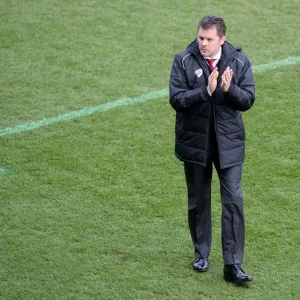 Steve Cotterill Leads Bristol City in FA Cup Clash Print