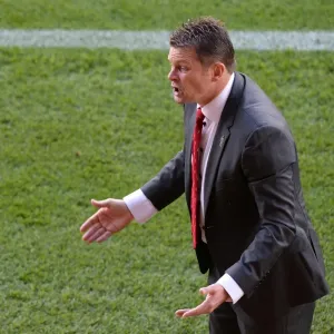 Steve Cotterill Leads Bristol City in Sky Bet League One Match Against Chesterfield