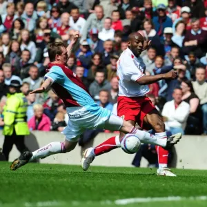 Steven Caldwell - Dele Adebola