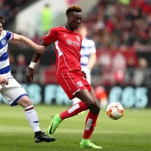 Tammy Abraham in Action: Sky Bet Championship Clash between Bristol City and Queens Park Rangers (April 14, 2017)