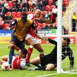Tammy Abraham in Goal Mouth Scramble: Rotherham United vs. Bristol City Championship Clash