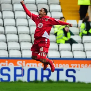 Thrilling Nicky Maynard Goal Celebration: Championship Showdown (2010) - Sheffield Wednesday vs. Bristol City Thrilling Nicky Maynard Goal Celebration: Championship Showdown (2010) - Sheffield Wednesday vs. Bristol City
