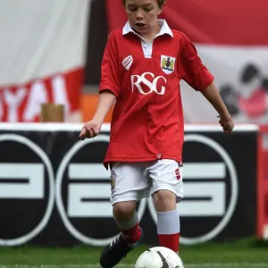 Thrilling Sky Bet League One Clash: Bristol City vs Walsall at Ashton Gate (May 3, 2015)