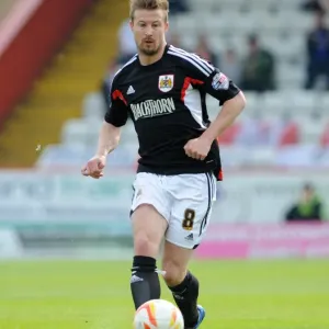 Wade Elliott in Action: Bristol City vs. Stevenage, Sky Bet League One Wade Elliott in Action: Bristol City vs. Stevenage, Sky Bet League One