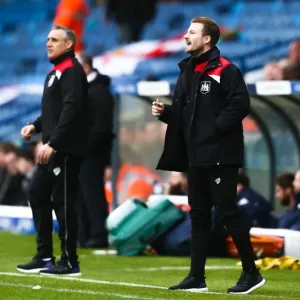 Wade Elliott and John Pemberton of Bristol City during Leeds United vs. Bristol City, Sky Bet Championship (January 23, 2016) Wade Elliott and John Pemberton of Bristol City during Leeds United vs. Bristol City, Sky Bet Championship (January 23, 2016)