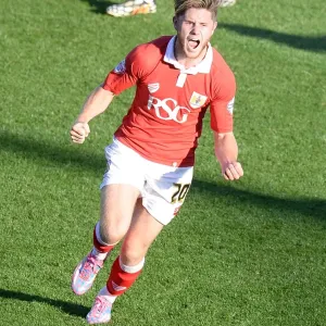 Wes Burns Scores Dramatic Winning Goal for Bristol City in Sky Bet League One