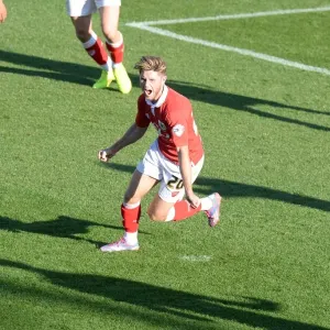 Wes Burns Scores Thrilling Winning Goal for Bristol City in Sky Bet League One