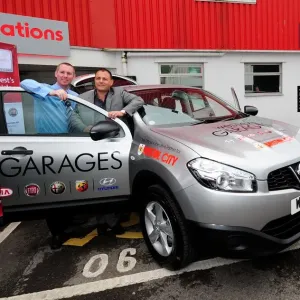 Wessex Garages Hands Over Media Car to Bristol City FC