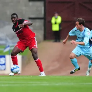 Yannick Bolasie in Action Print