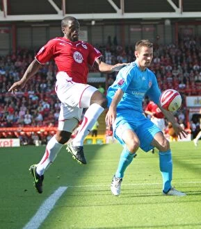 Images Dated 29th August 2009: 09-10 Football Showdown: A Clash of First Teams - Bristol City vs Middlesbrough