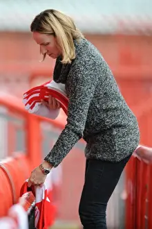 12, 000 Scarves Layered for FA Cup Match: Bristol City vs West Ham United