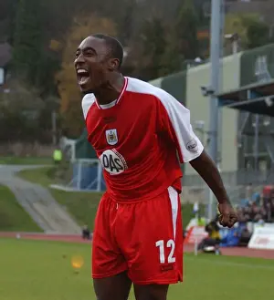 Aaron Brown in Action for Bristol City Football Club (03-04)