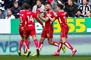 Aaron Wilbraham's Stunner: Bristol City Takes Early Lead over Newcastle United at St. James Park (25/02/2017)
