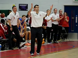 Andreas Kapoulas Leads the Charge: A Intense Basketball Showdown - Flyers vs. Sharks
